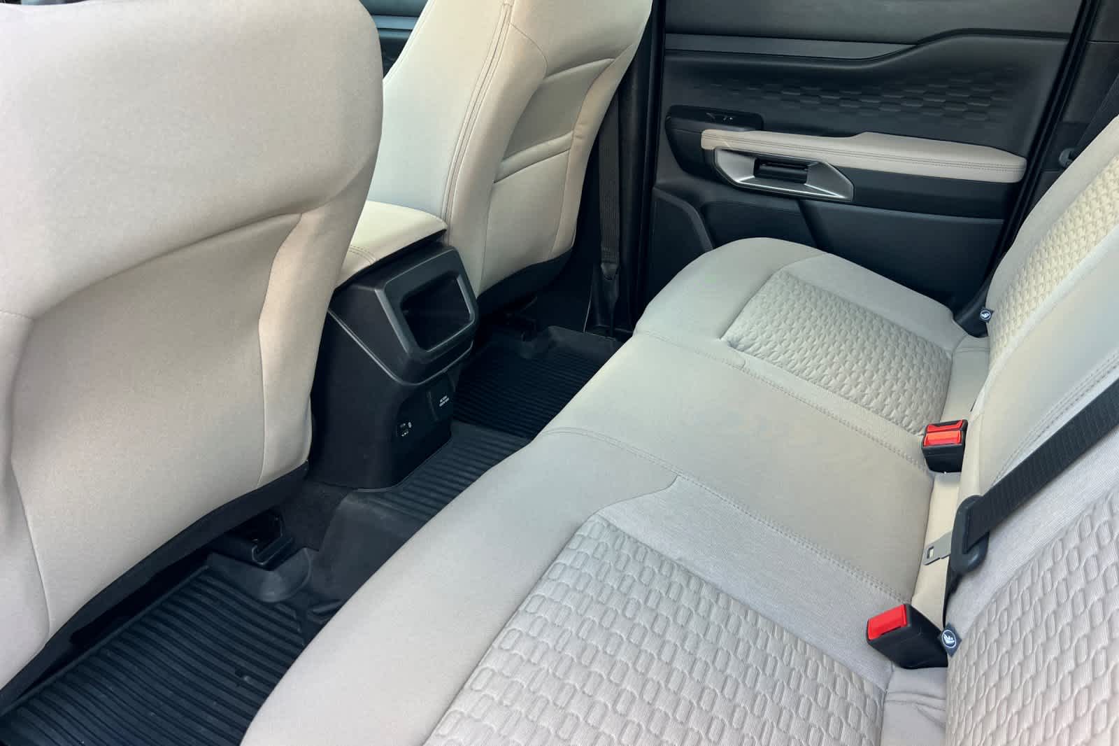 2024 Ford Ranger XLT photo 3