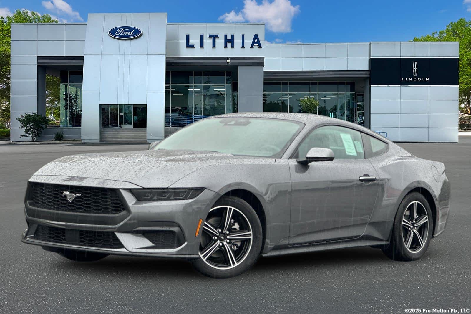 2025 Ford Mustang EcoBoost's photo