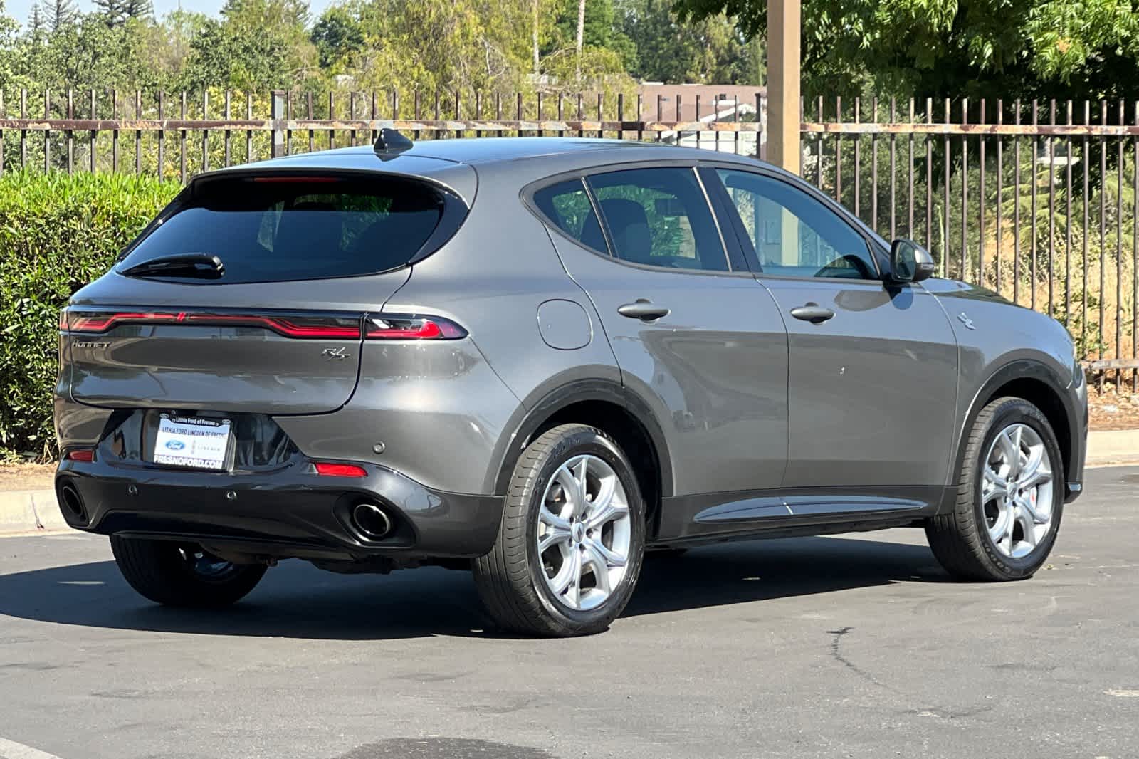 2024 Dodge Hornet R/T photo 2