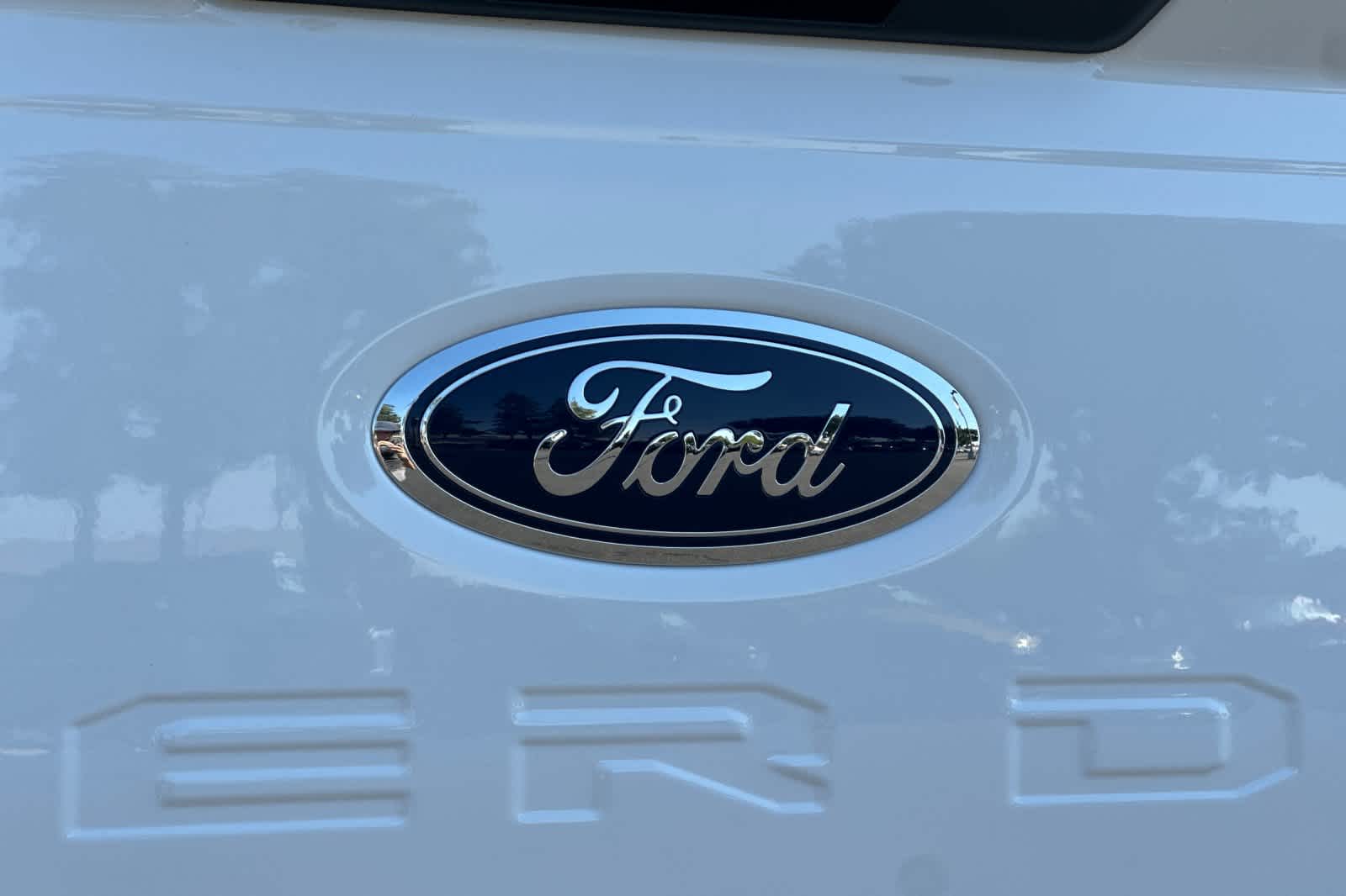 Thumbnail: 2026 Ford Econoline - 25