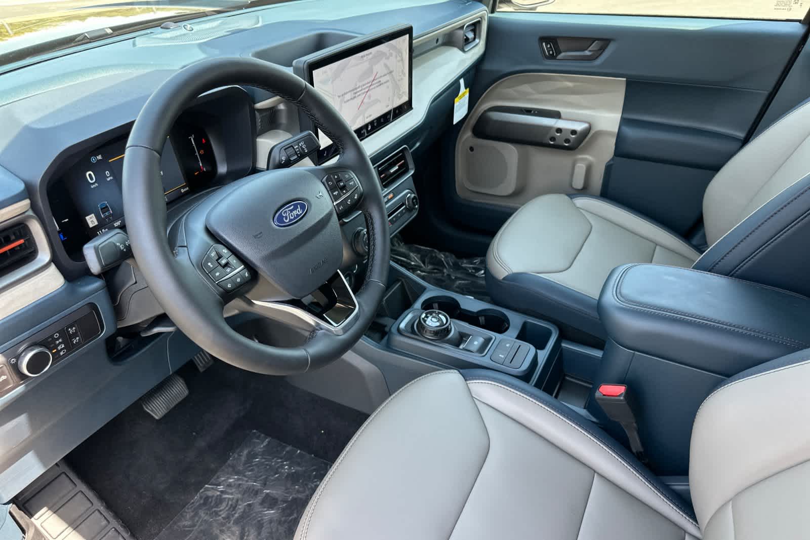 Thumbnail: 2025 Ford Maverick - 12