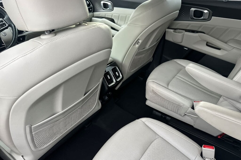 Used 2023 Kia Sorento Hybrid SX Prestige SUV