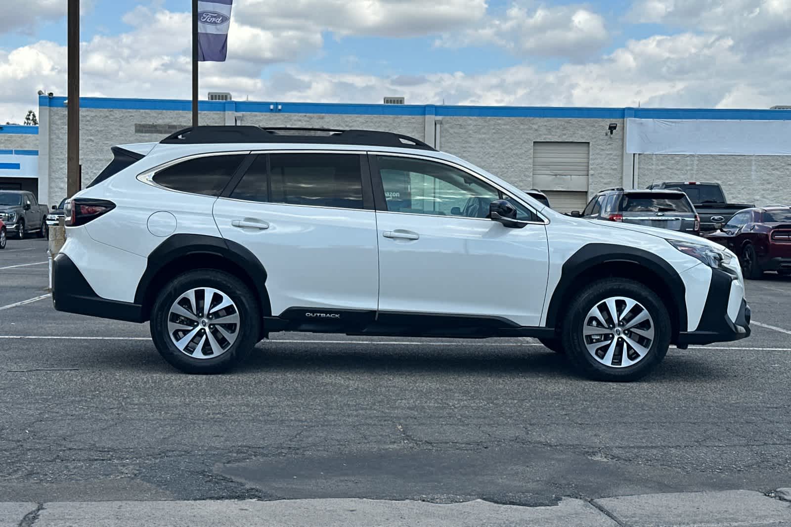 Thumbnail: 2023 Subaru Outback - 8