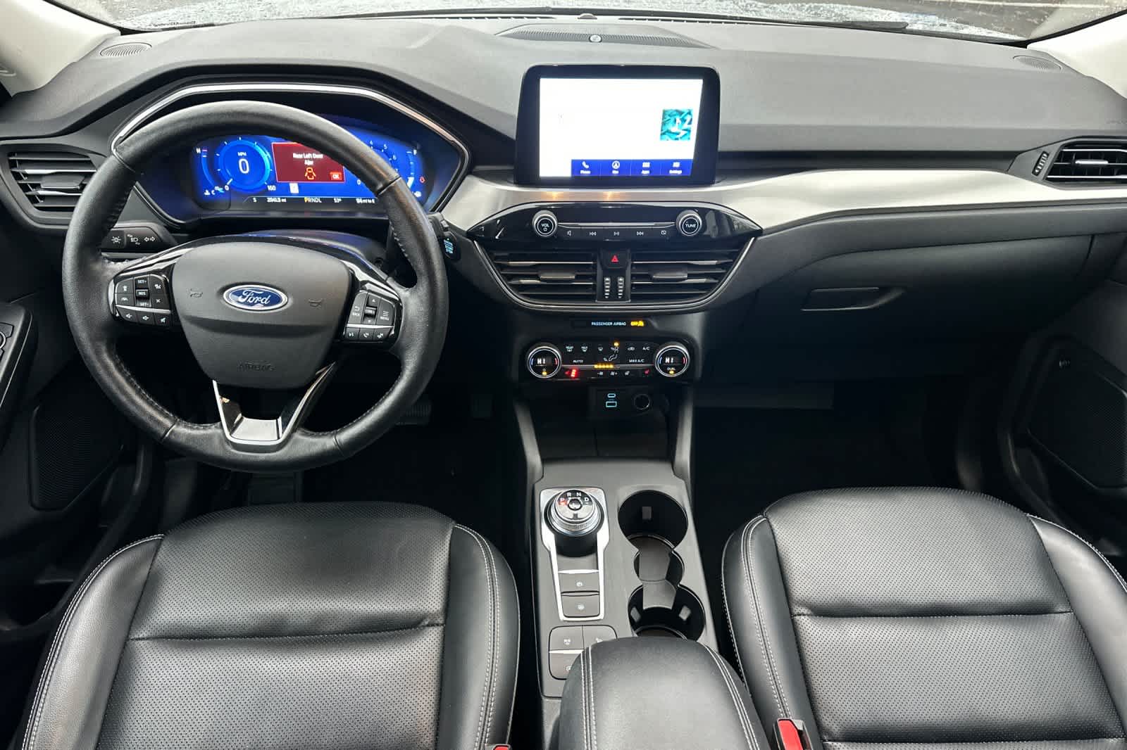 2021 Ford Escape Titanium photo 3