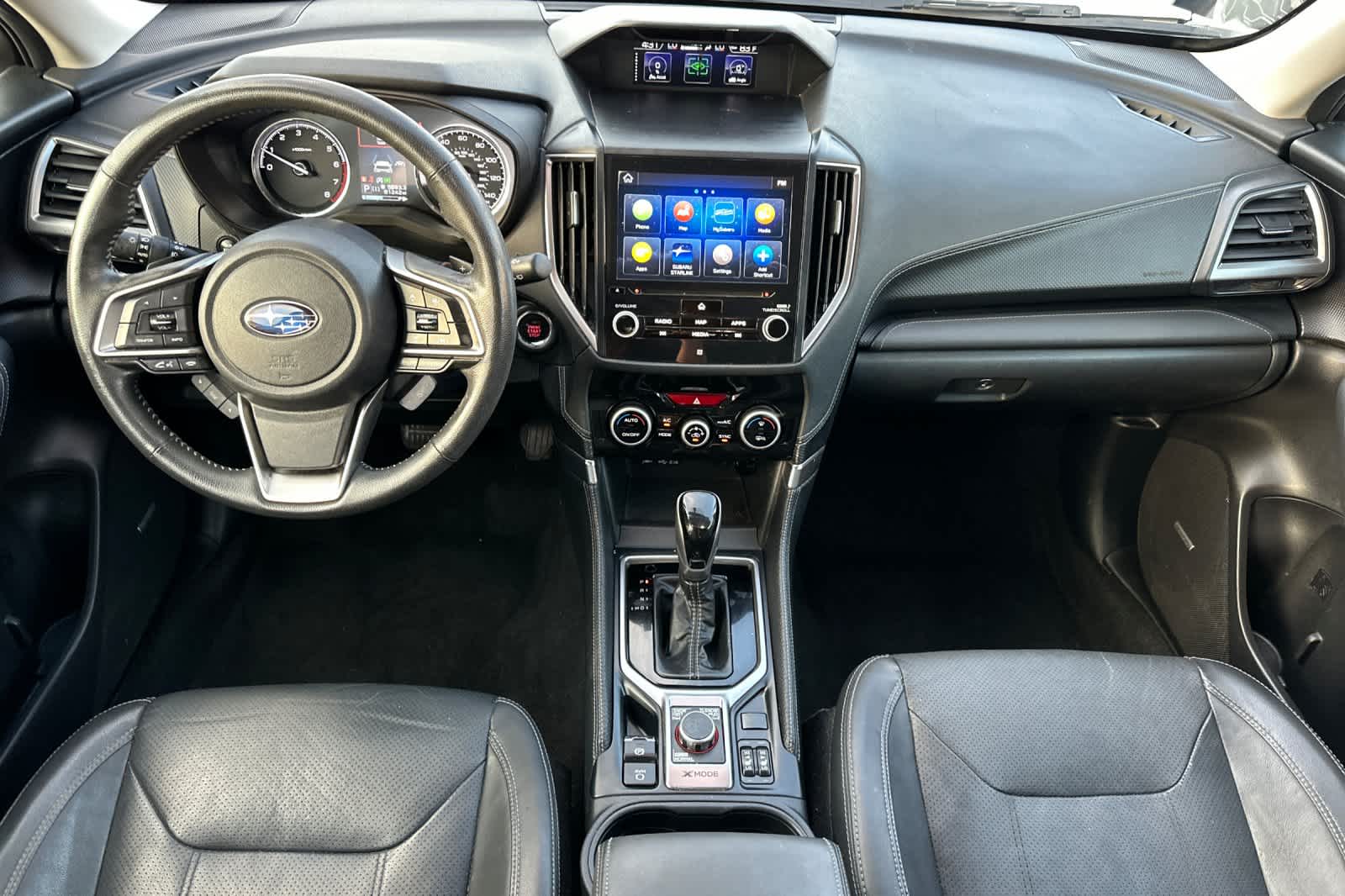 2019 Subaru Forester Touring photo 2