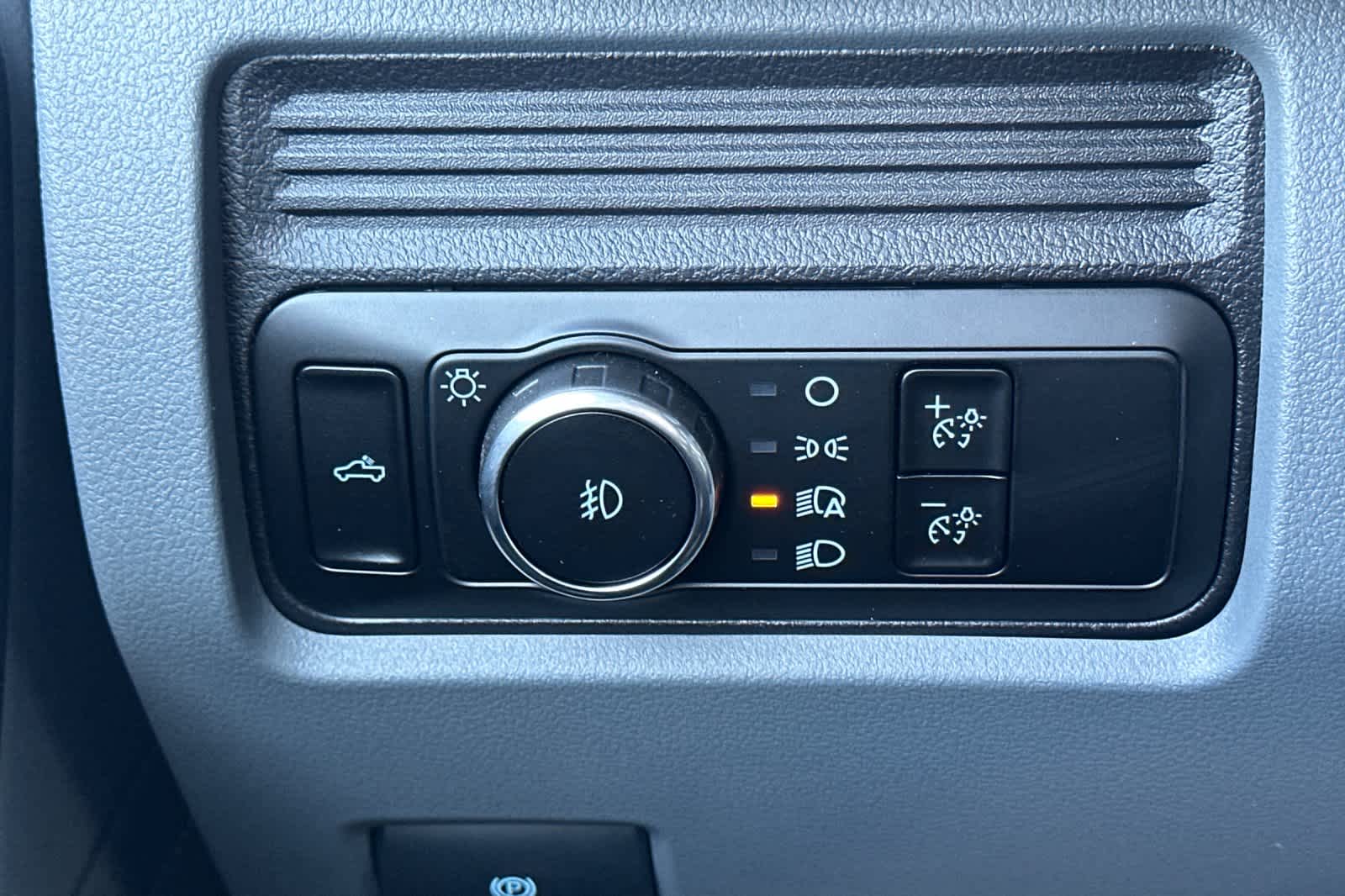 Thumbnail: 2024 Ford Econoline - 25