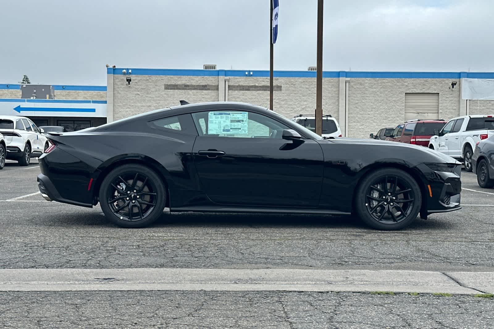 Thumbnail: 2025 Ford Mustang - 8