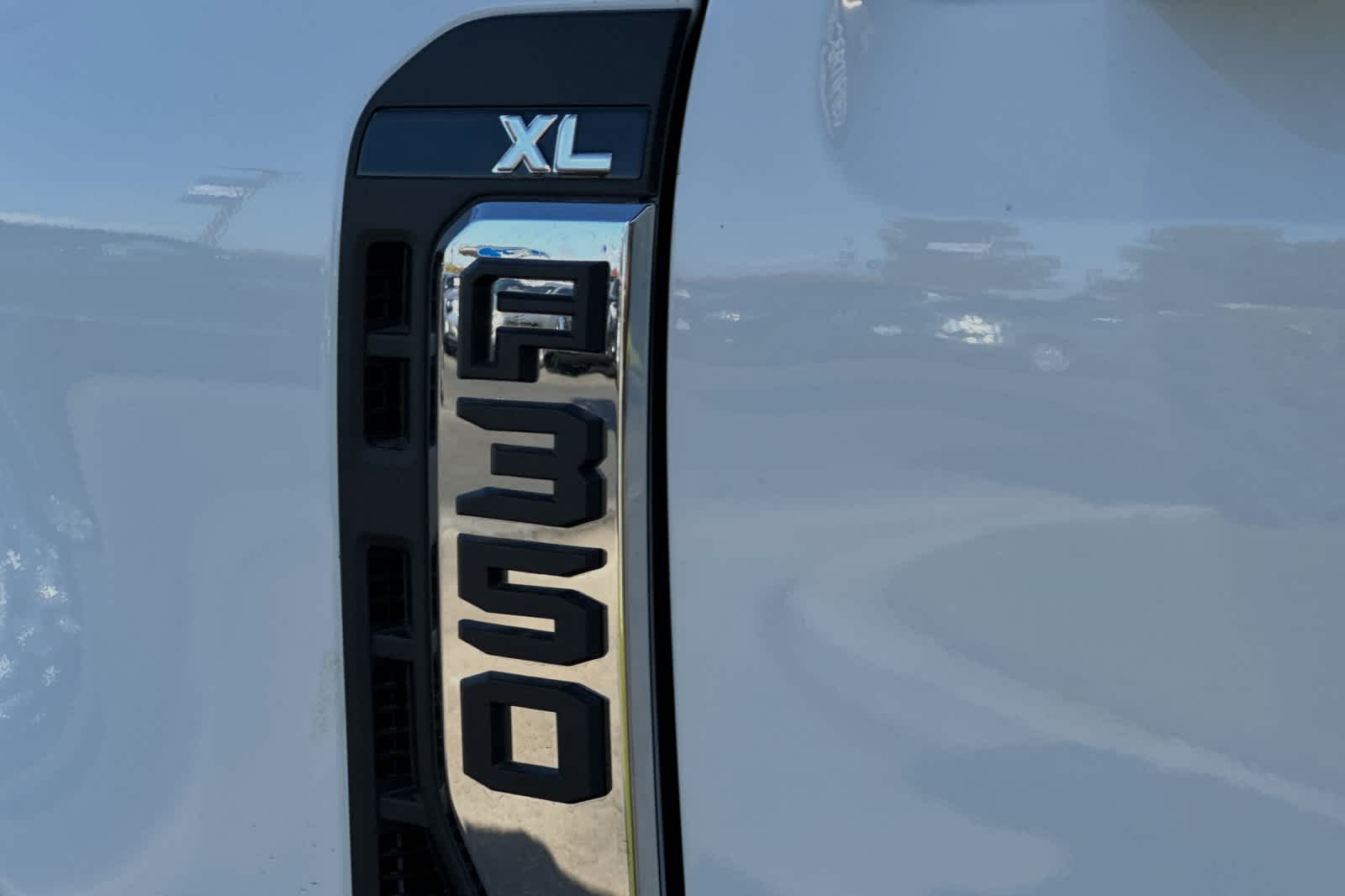 Thumbnail: 2024 Ford Econoline - 22