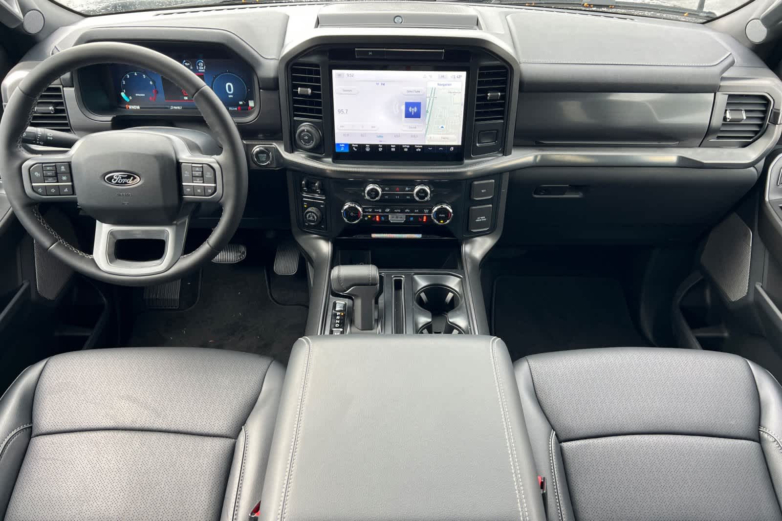 2025 Ford F-150 Lariat 4