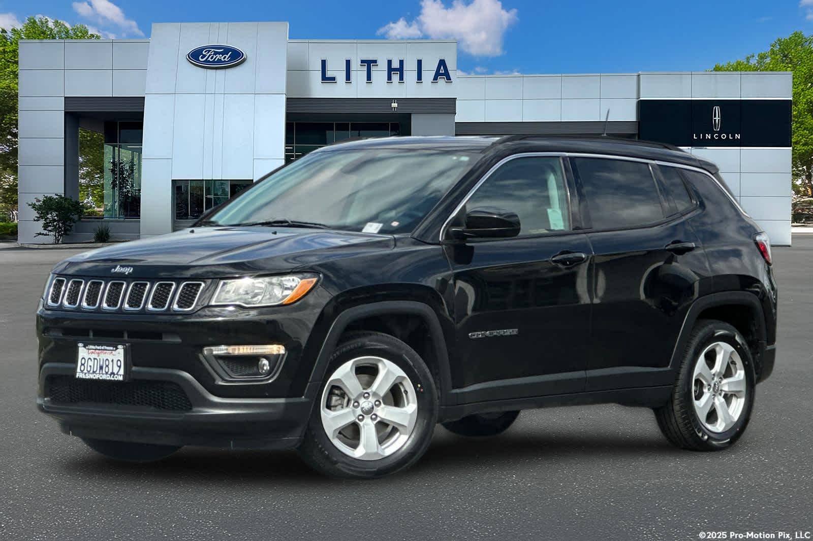 Used 2018 Jeep Compass Latitude with VIN 3C4NJCBB7JT469433 for sale in Fresno, CA