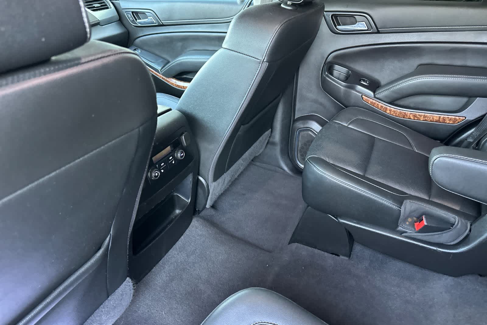 2020 Chevrolet Tahoe Premier photo 4