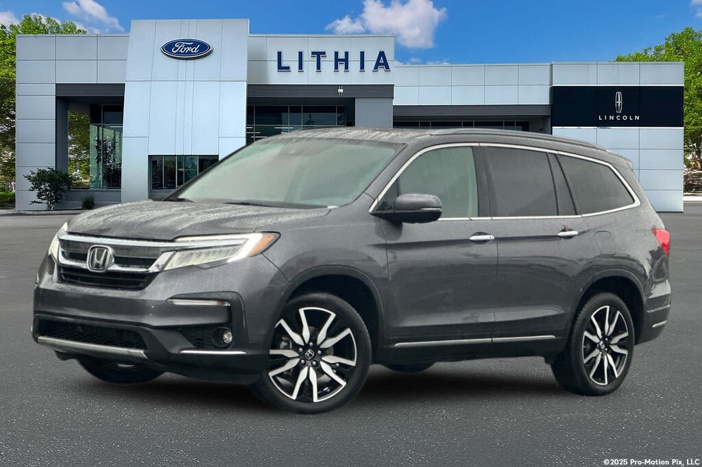 Certified 2022 Honda Pilot Touring 7-Passenger SUV