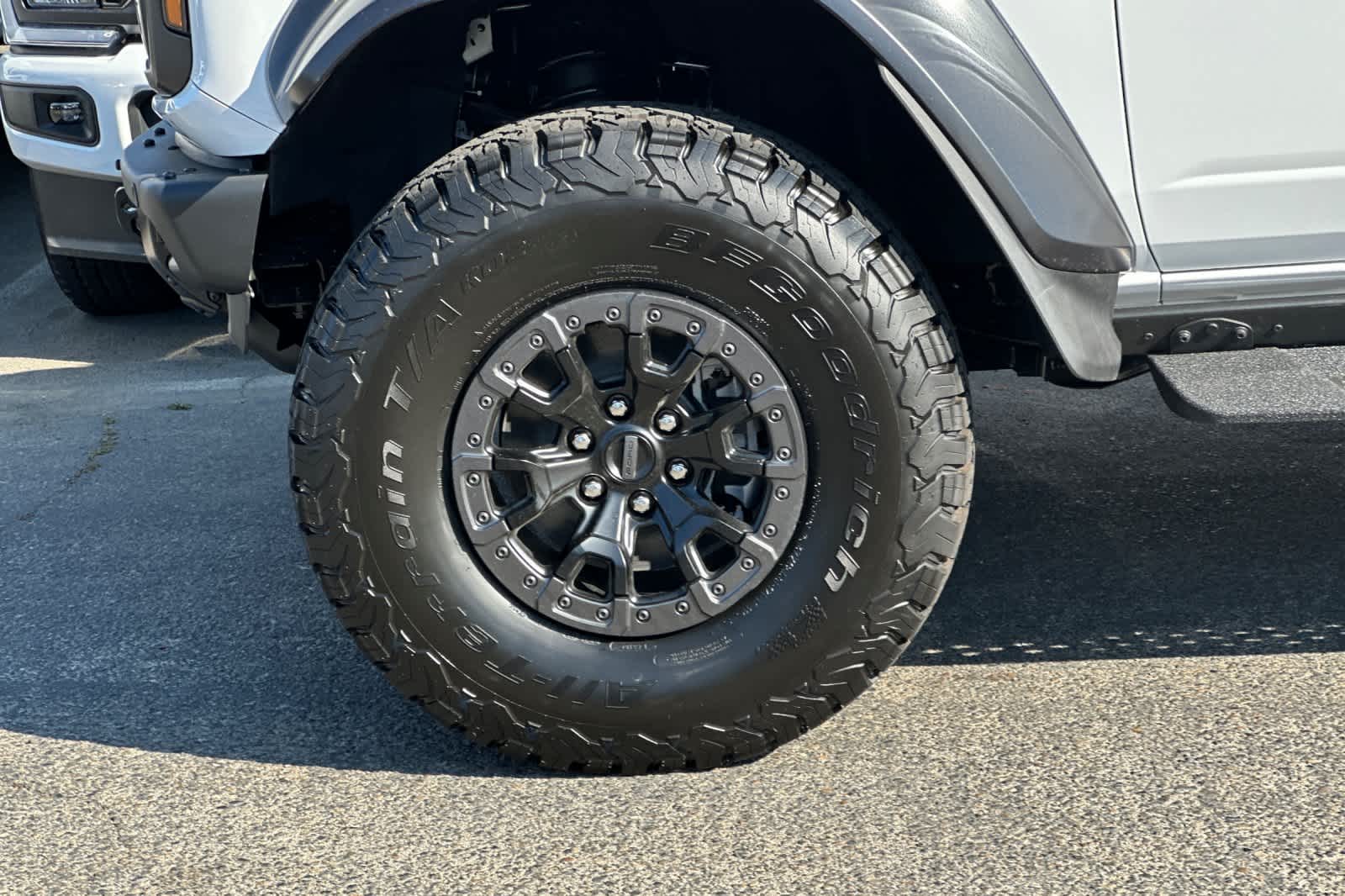 Thumbnail: 2025 Ford Bronco - 26