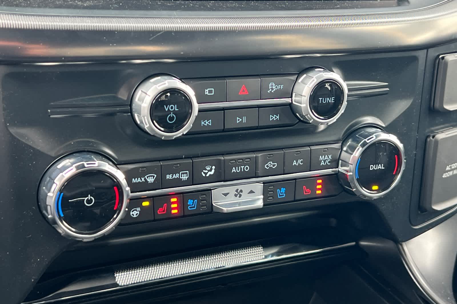 2025 Ford F-150 Lariat 22
