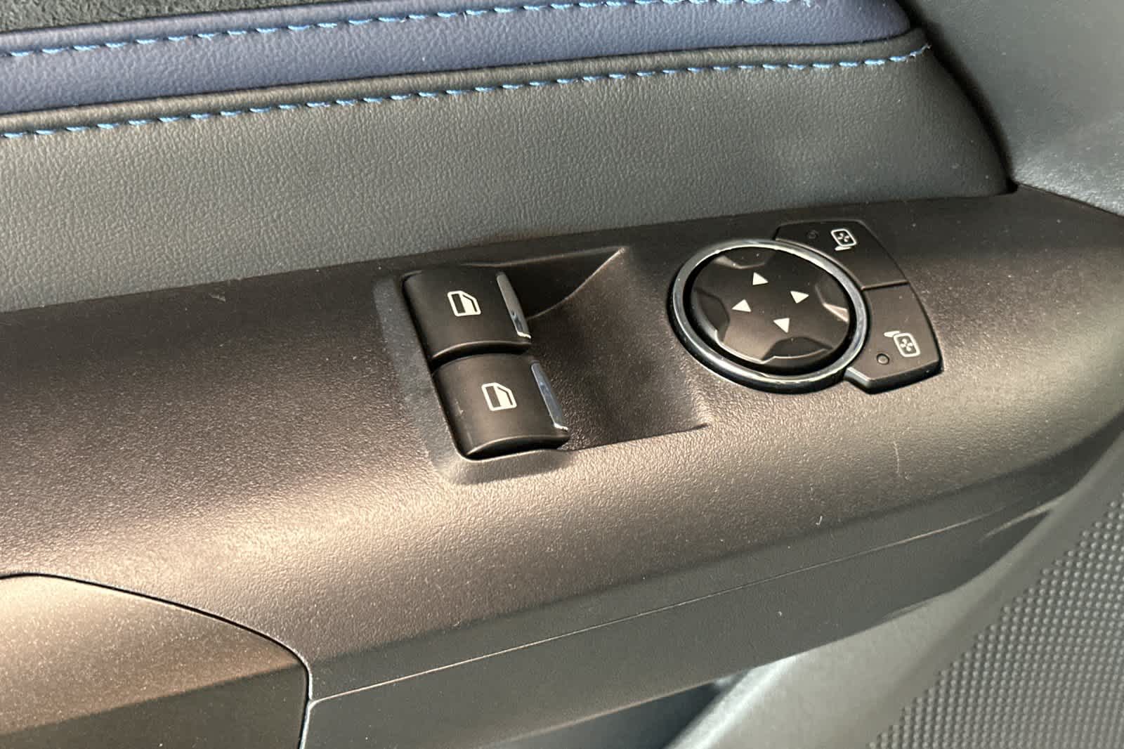 Thumbnail: 2025 Ford Mustang - 14