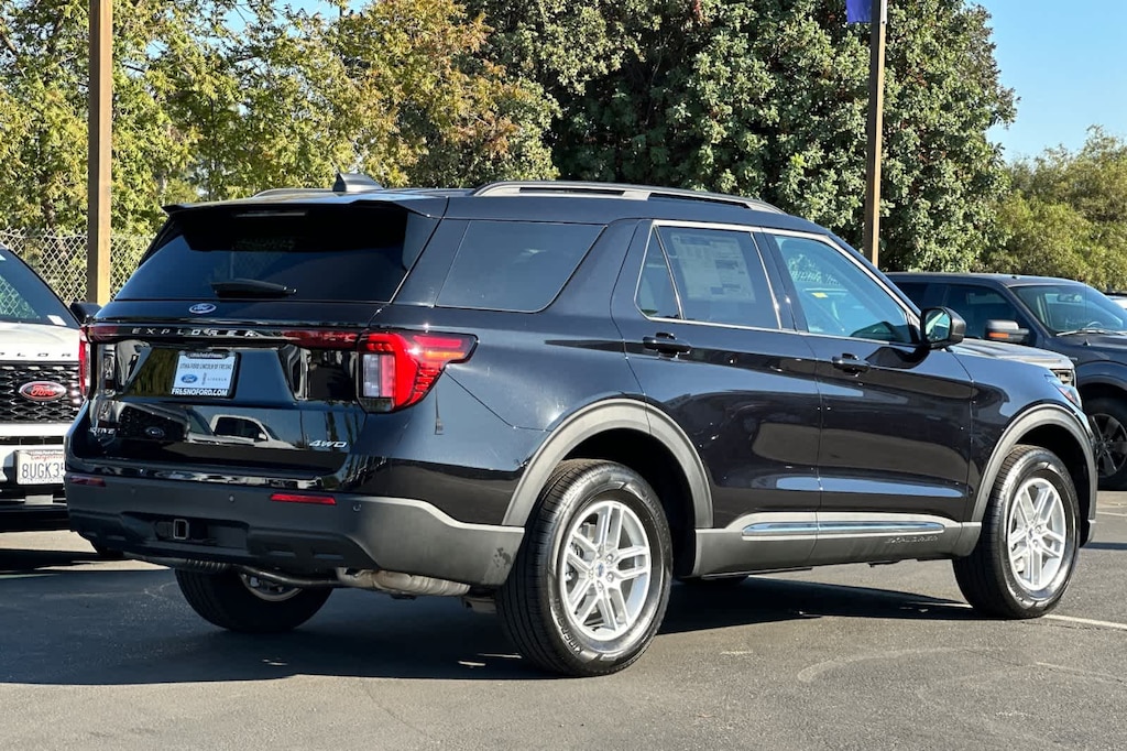 New 2025 Ford Explorer Active SUV