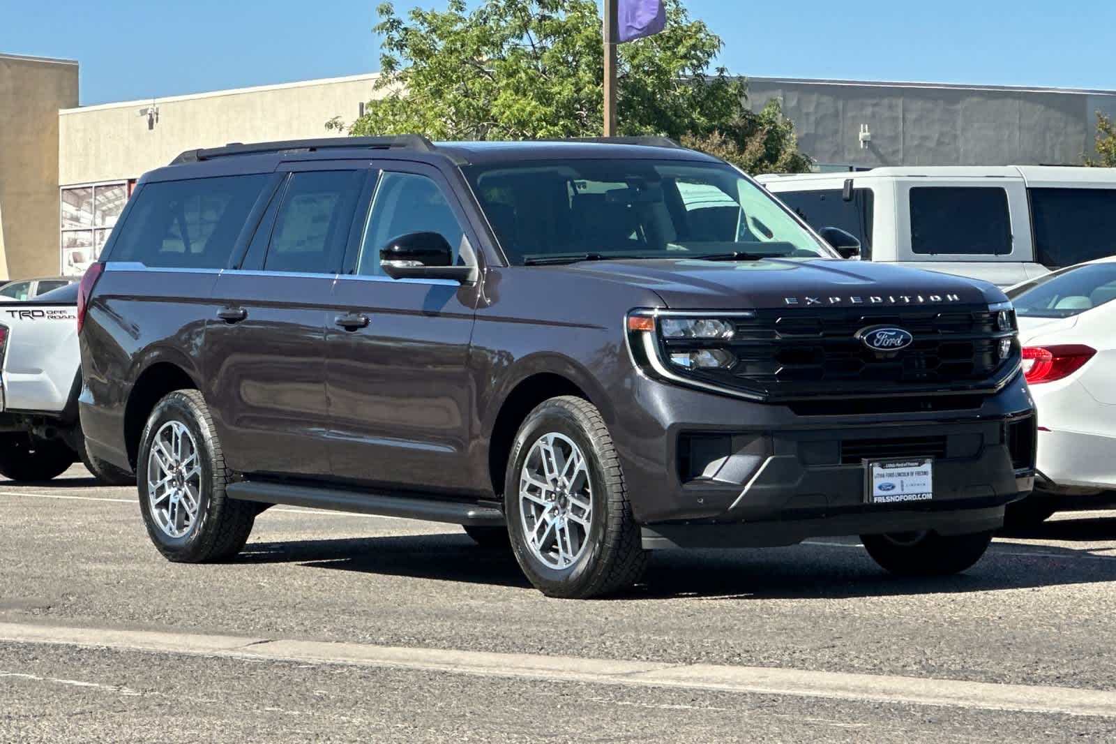 Thumbnail: 2026 Ford Expedition MAX - 10