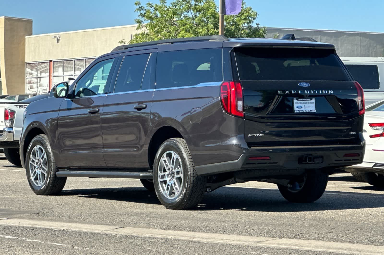Thumbnail: 2026 Ford Expedition MAX - 6