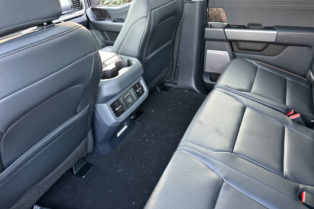 New 2026 Ford Super Duty F-250 SRW Lariat Truck