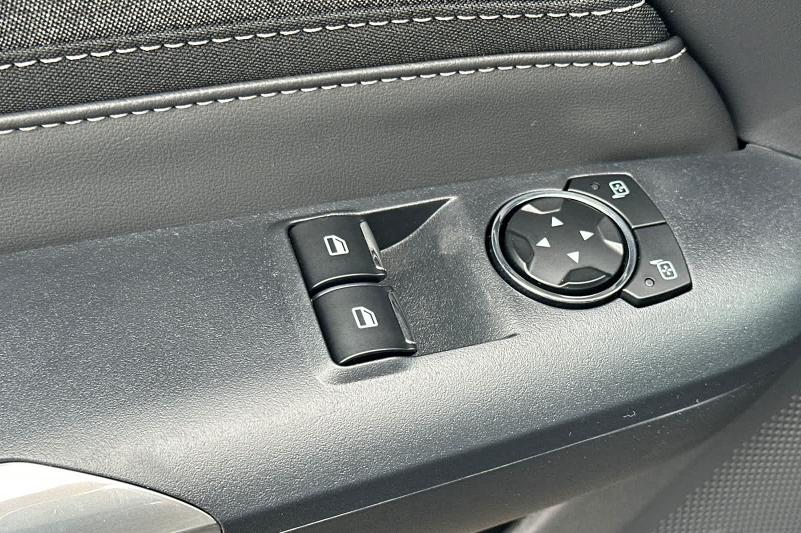 Thumbnail: 2025 Ford Mustang - 14