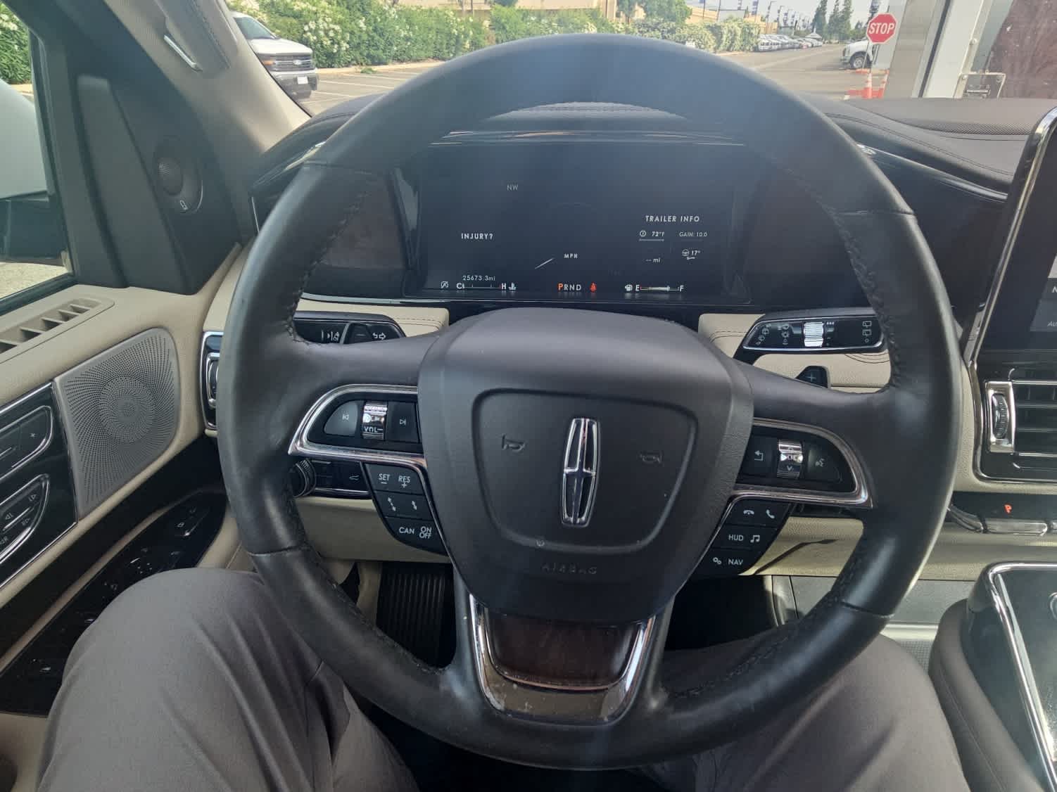 Thumbnail: 2020 Lincoln Navigator - 16
