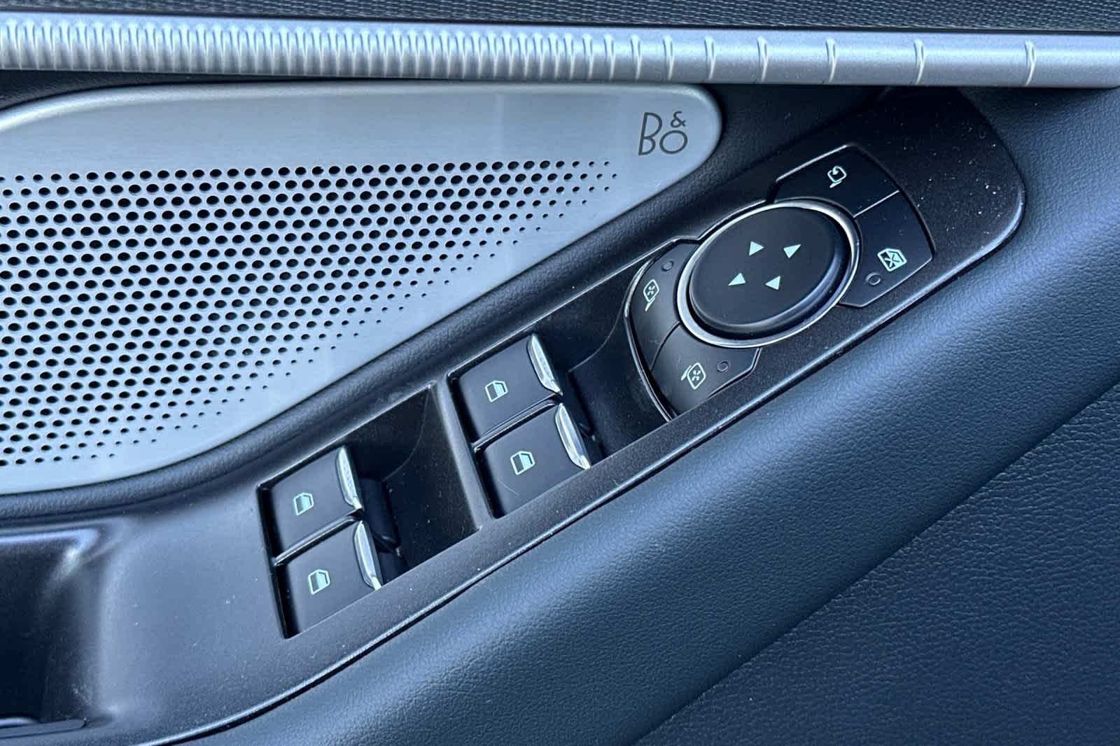 Thumbnail: 2026 Ford Explorer - 14