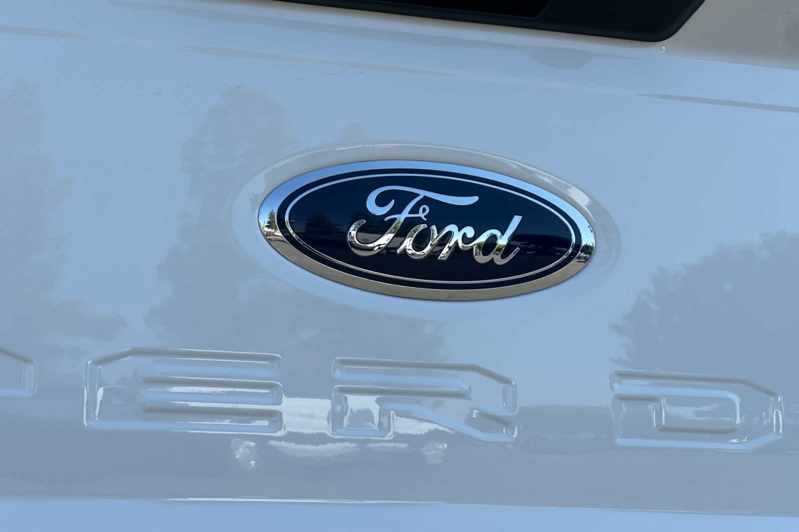 Thumbnail: 2026 Ford Econoline - 25