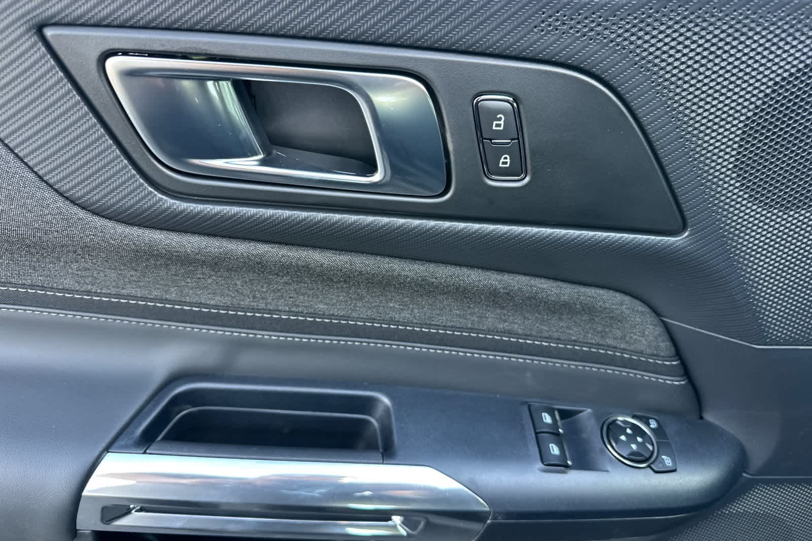 Thumbnail: 2026 Ford Mustang - 13