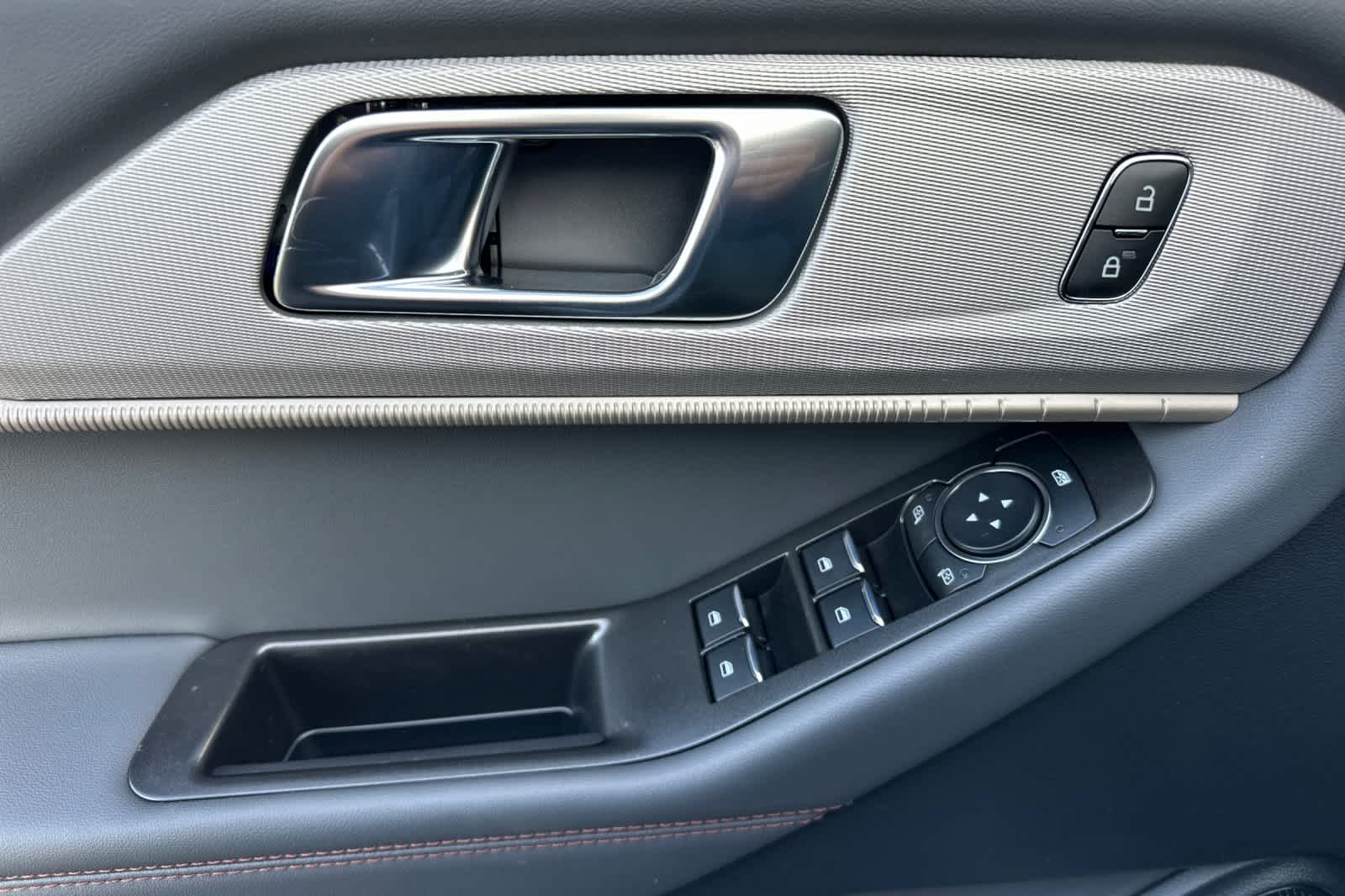 Thumbnail: 2026 Ford Explorer - 13