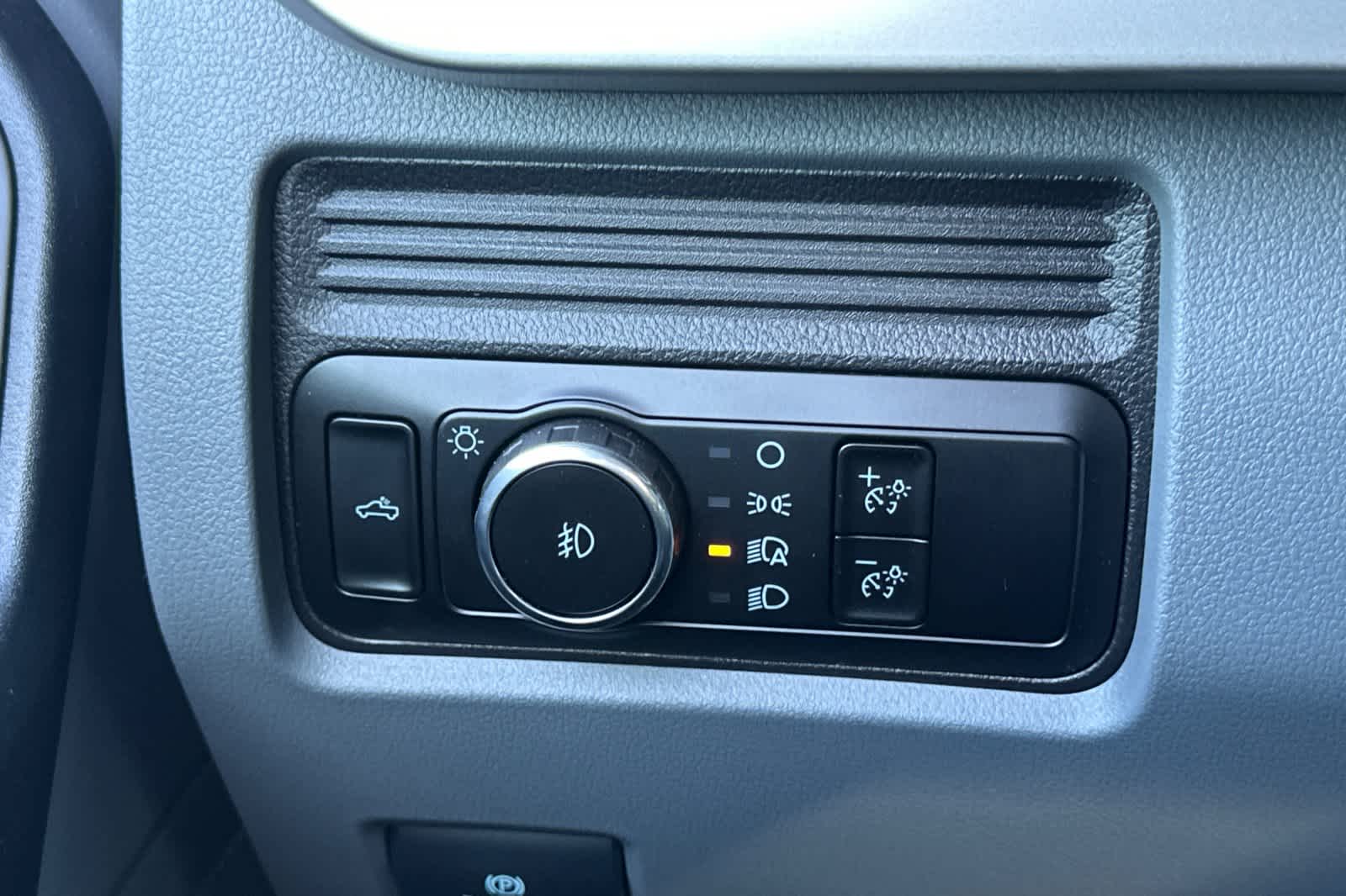 Thumbnail: 2024 Ford Econoline - 26