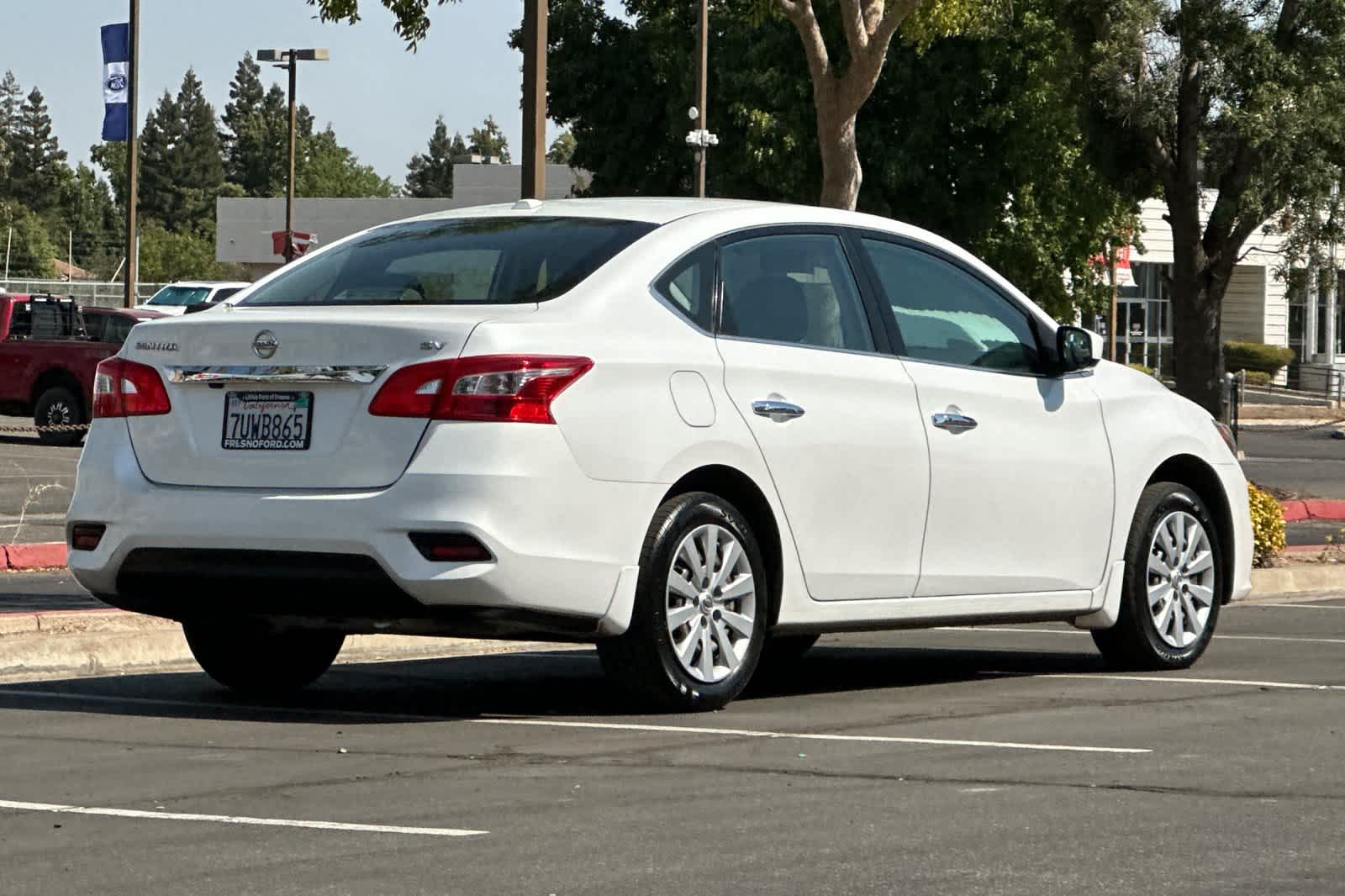 Used 2016 Nissan Sentra SV with VIN 3N1AB7AP8GY269076 for sale in Fresno, CA