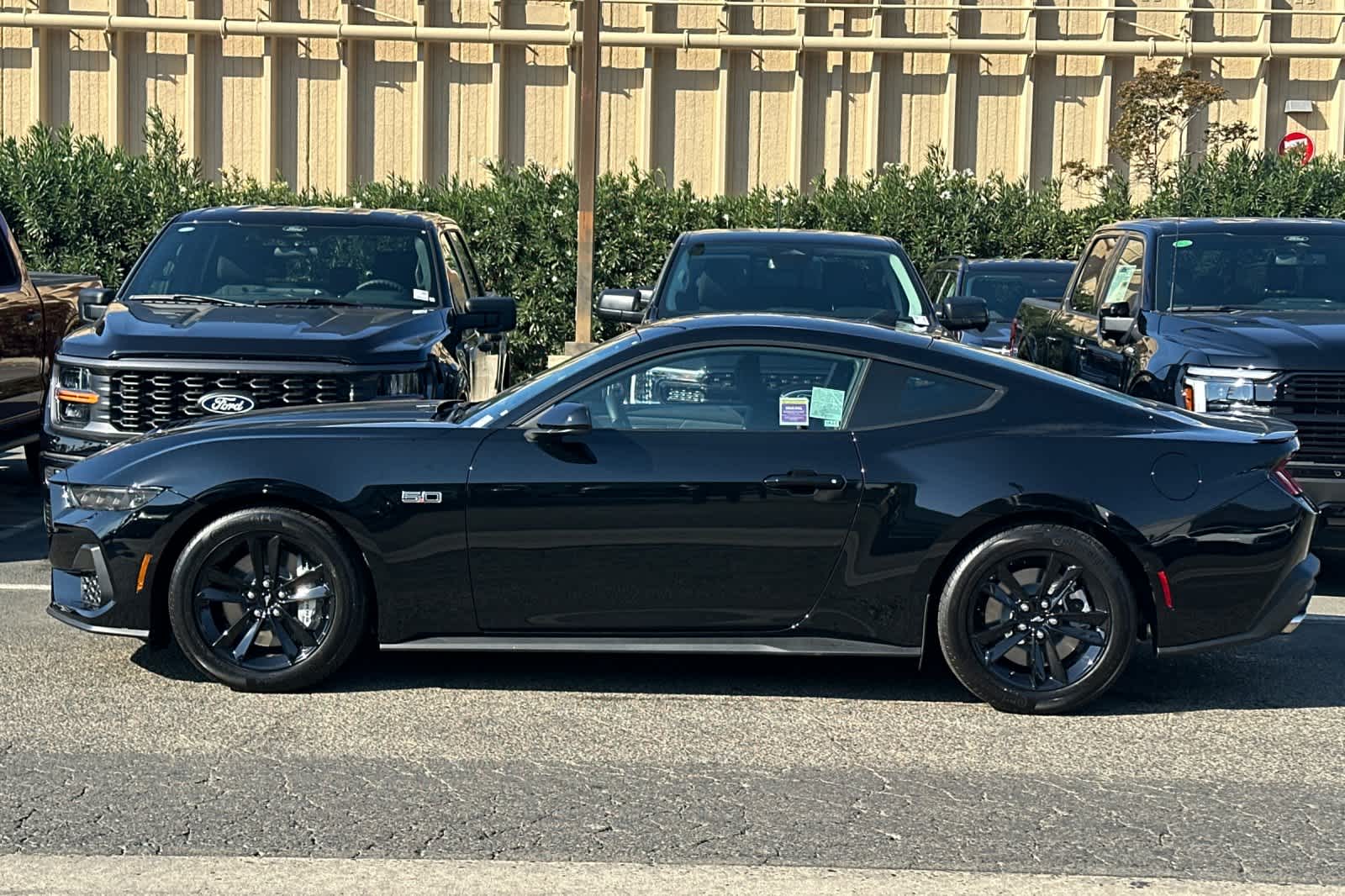 Thumbnail: 2025 Ford Mustang - 5