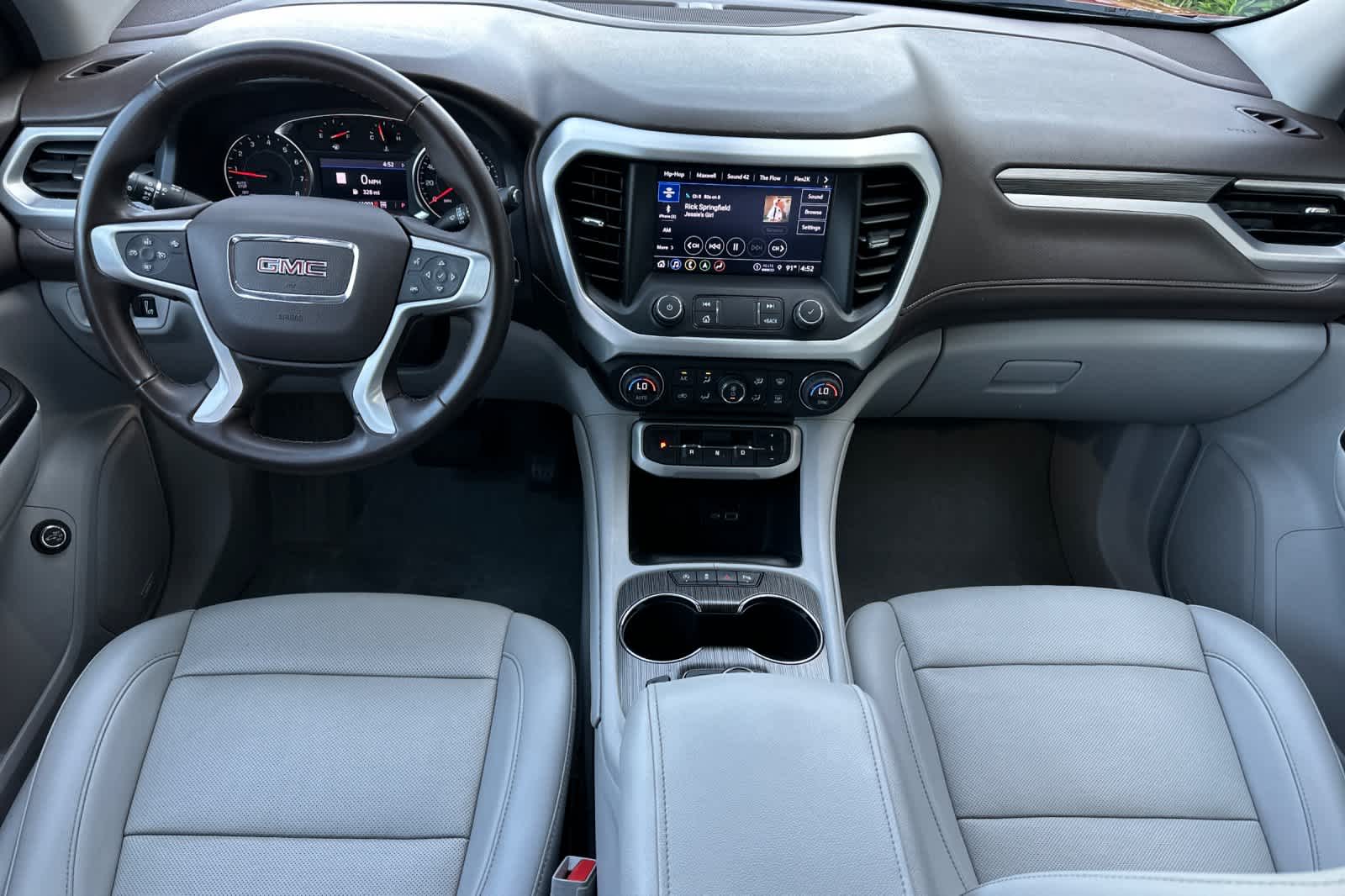 2023 Gmc Acadia SLT photo 3