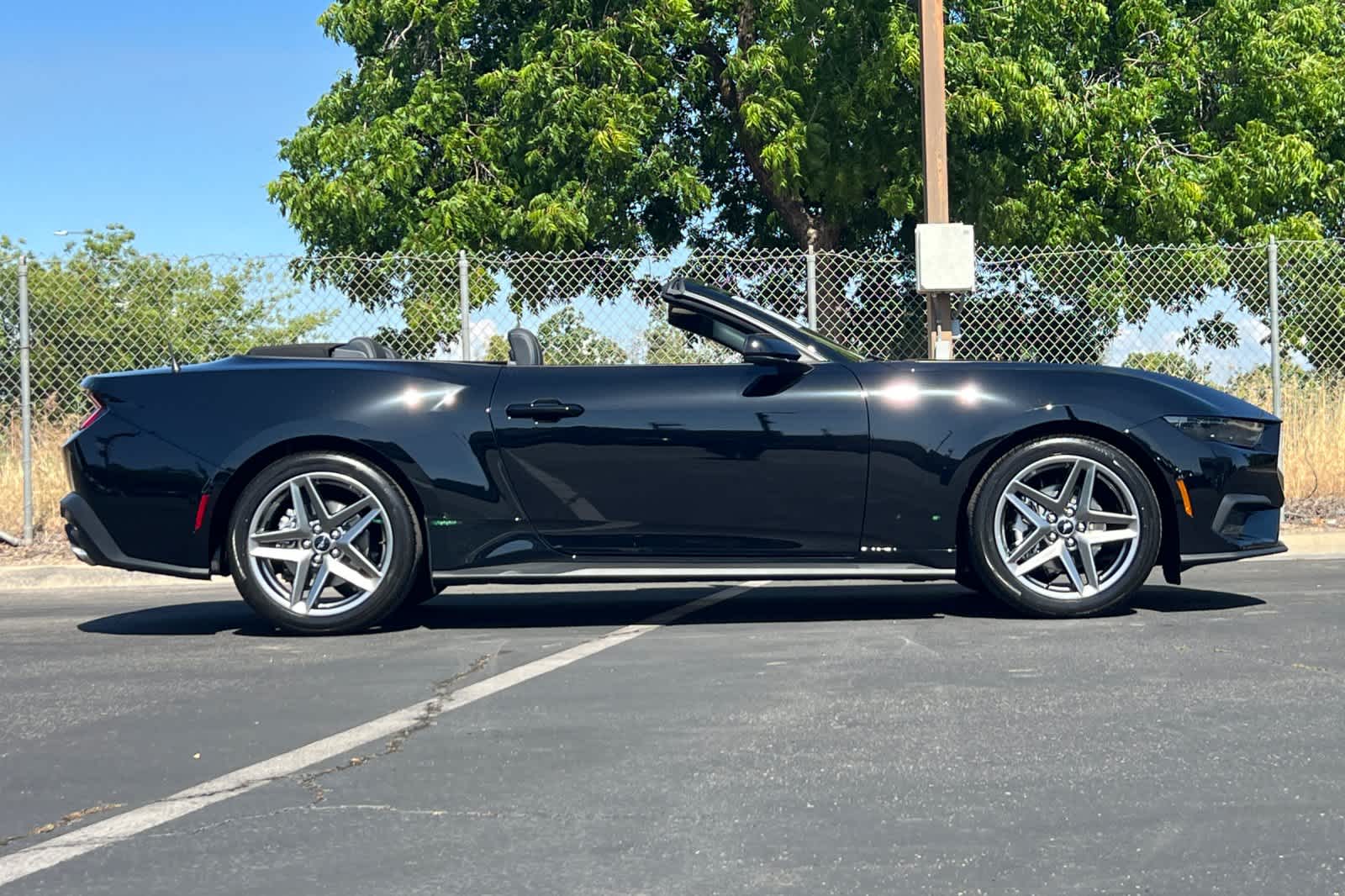 Thumbnail: 2026 Ford Mustang - 8