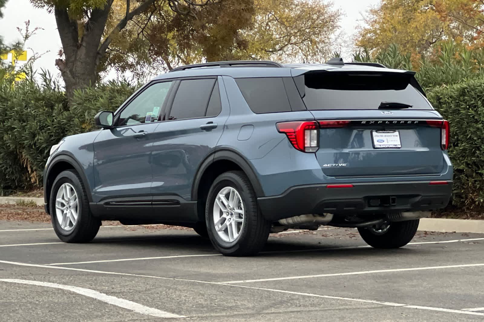 Thumbnail: 2026 Ford Explorer - 6