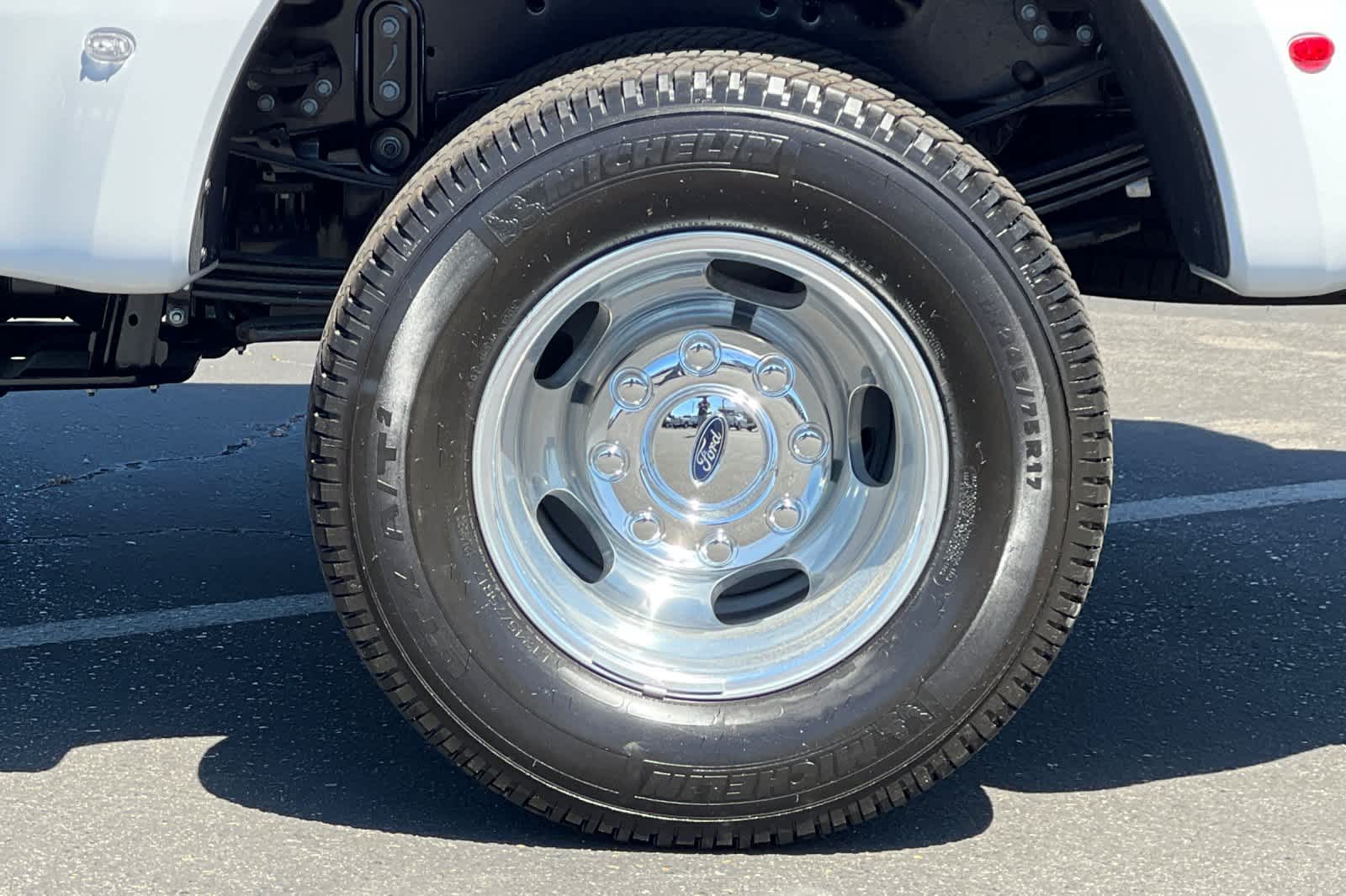 Thumbnail: 2026 Ford Econoline - 26