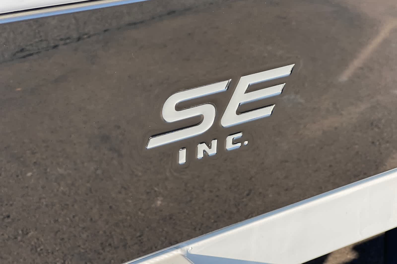 Thumbnail: 2024 Ford Econoline - 26