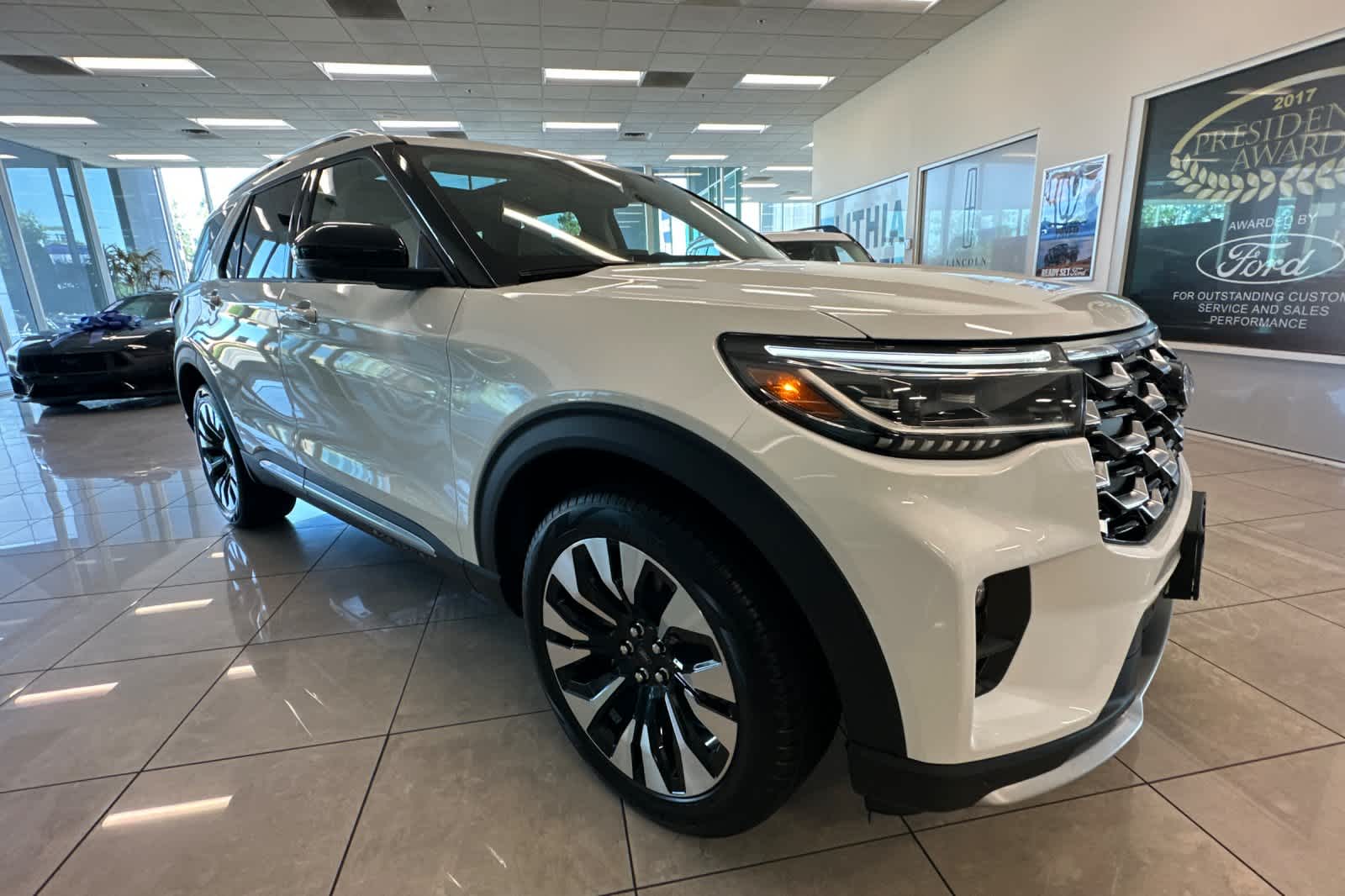 Thumbnail: 2026 Ford Explorer - 8