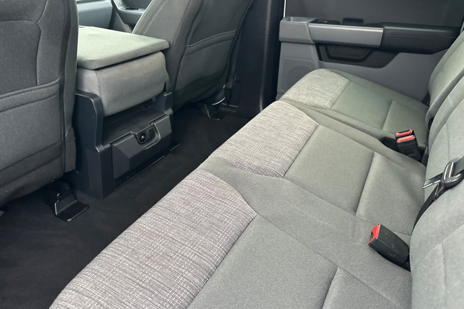 2024 Ford F-250 XLT photo 4