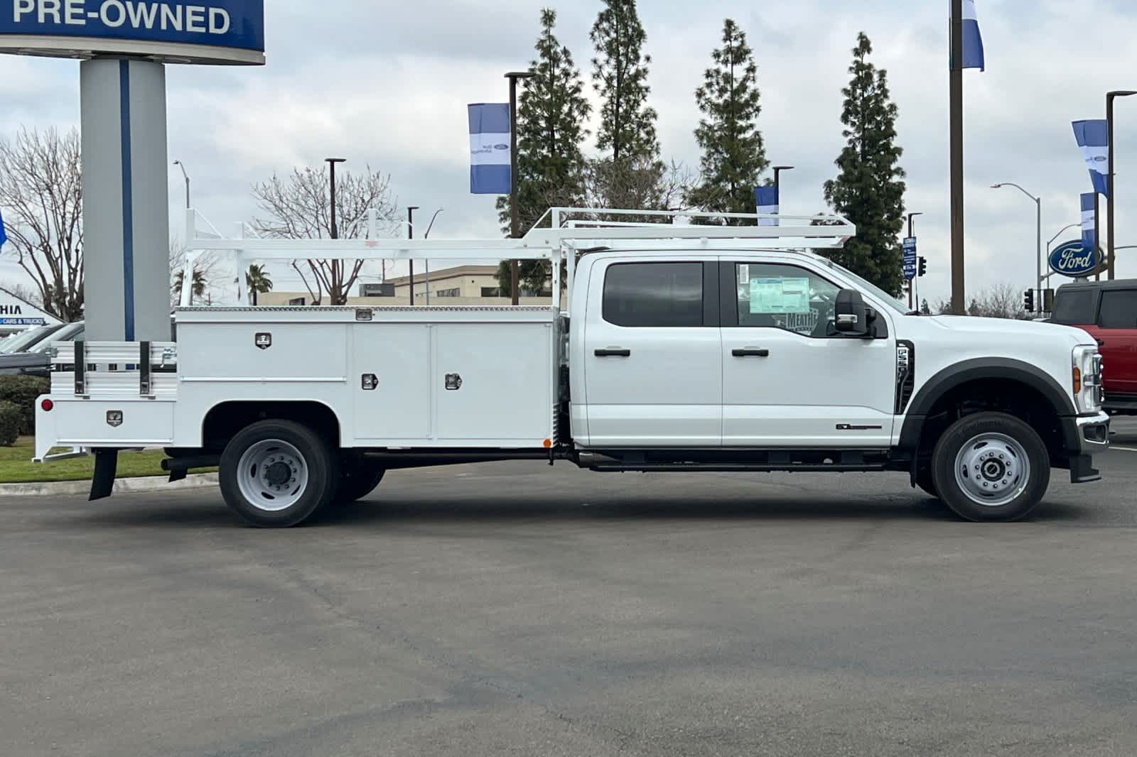 Thumbnail: 2024 Ford Econoline - 8