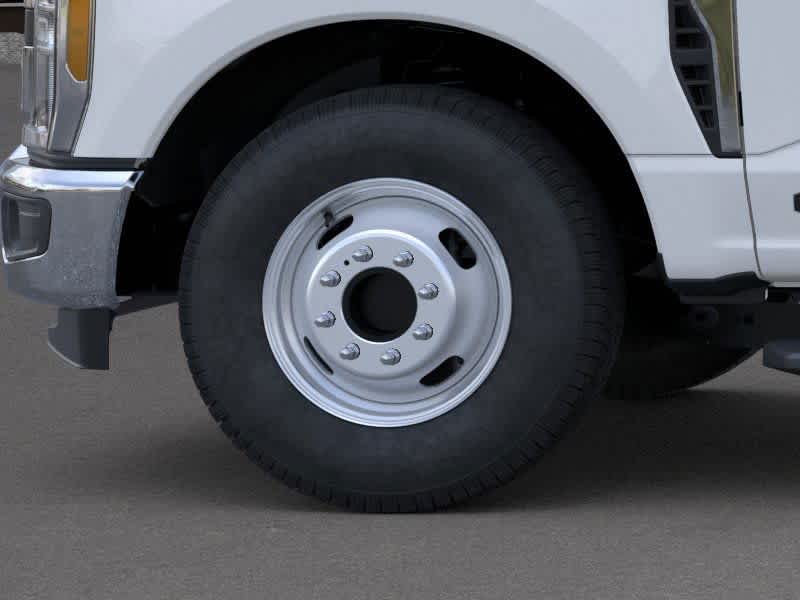 Thumbnail: 2026 Ford Econoline - 20