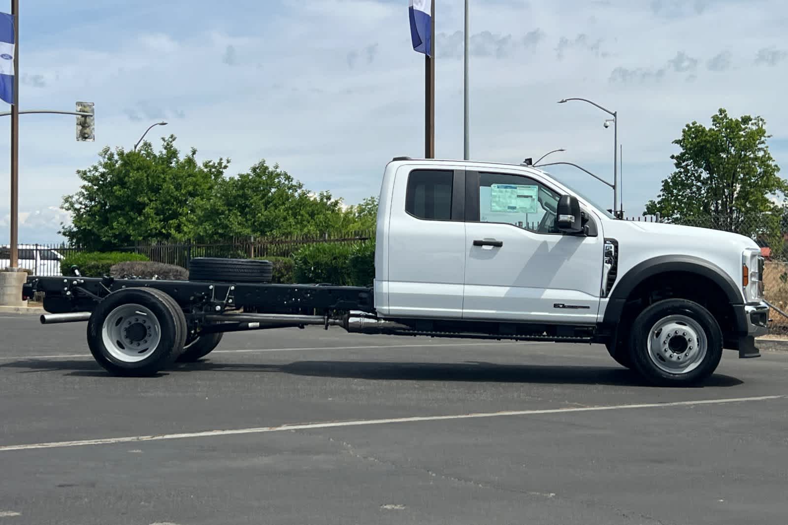 Thumbnail: 2026 Ford Econoline - 8
