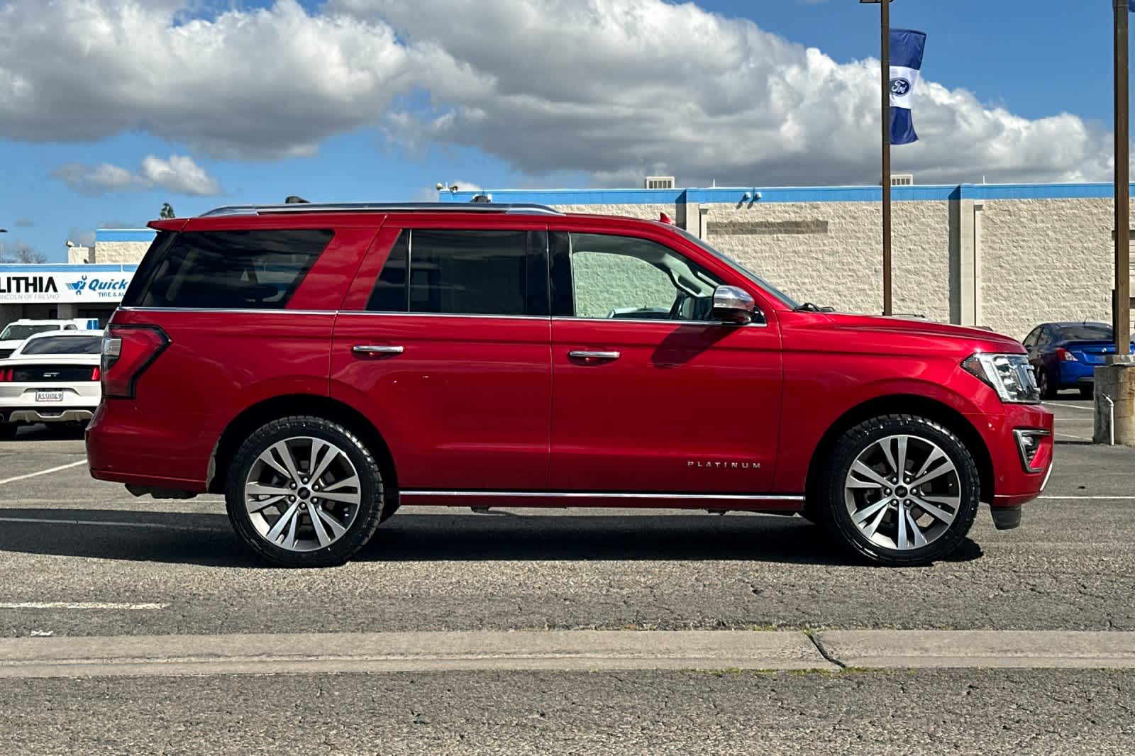 Thumbnail: 2020 Ford Expedition - 8