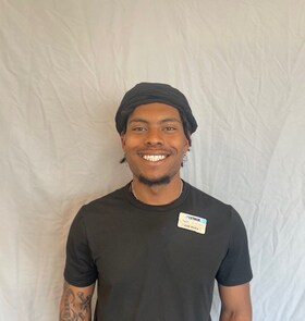 Staff member Derin Mize from ID_57f147569650