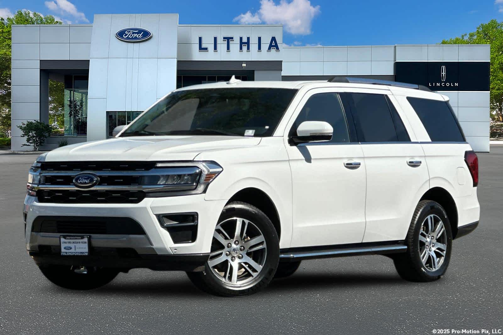 2023 Ford Expedition Limited 4X4's photo