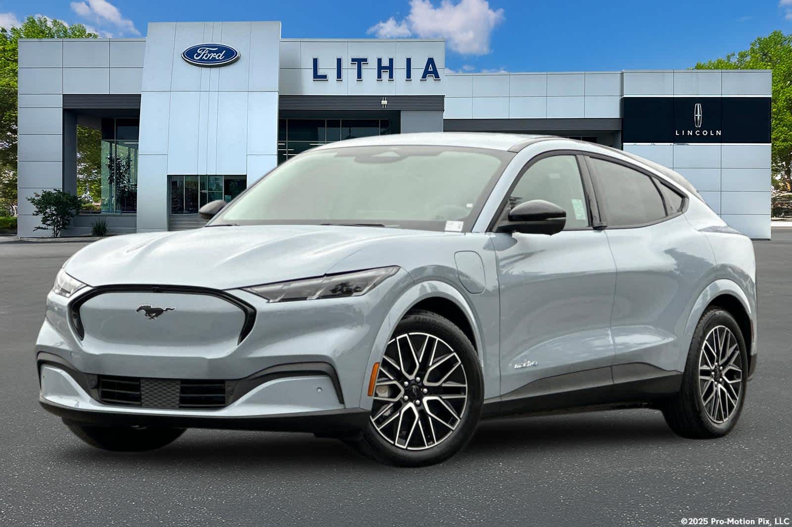 2025 Ford Mustang Mach-E Premium AWD's photo
