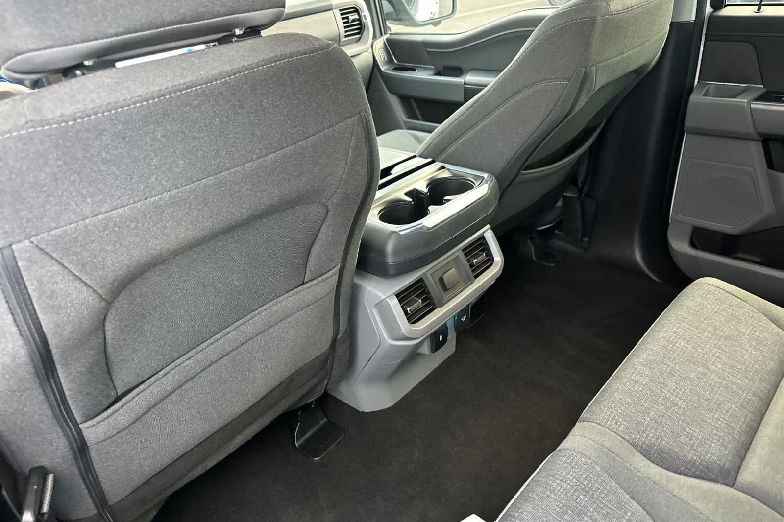 2024 Ford F-150 XLT photo 4