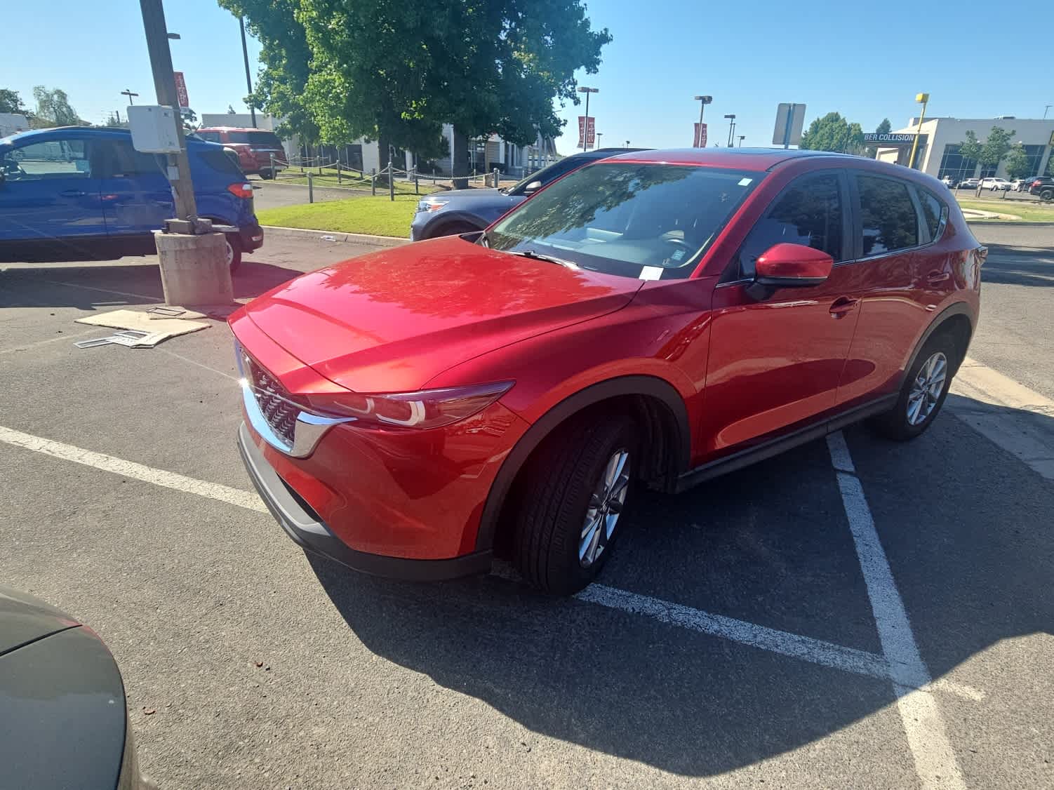 2022 Mazda CX-5 S Preferred package Auto AWD's photo