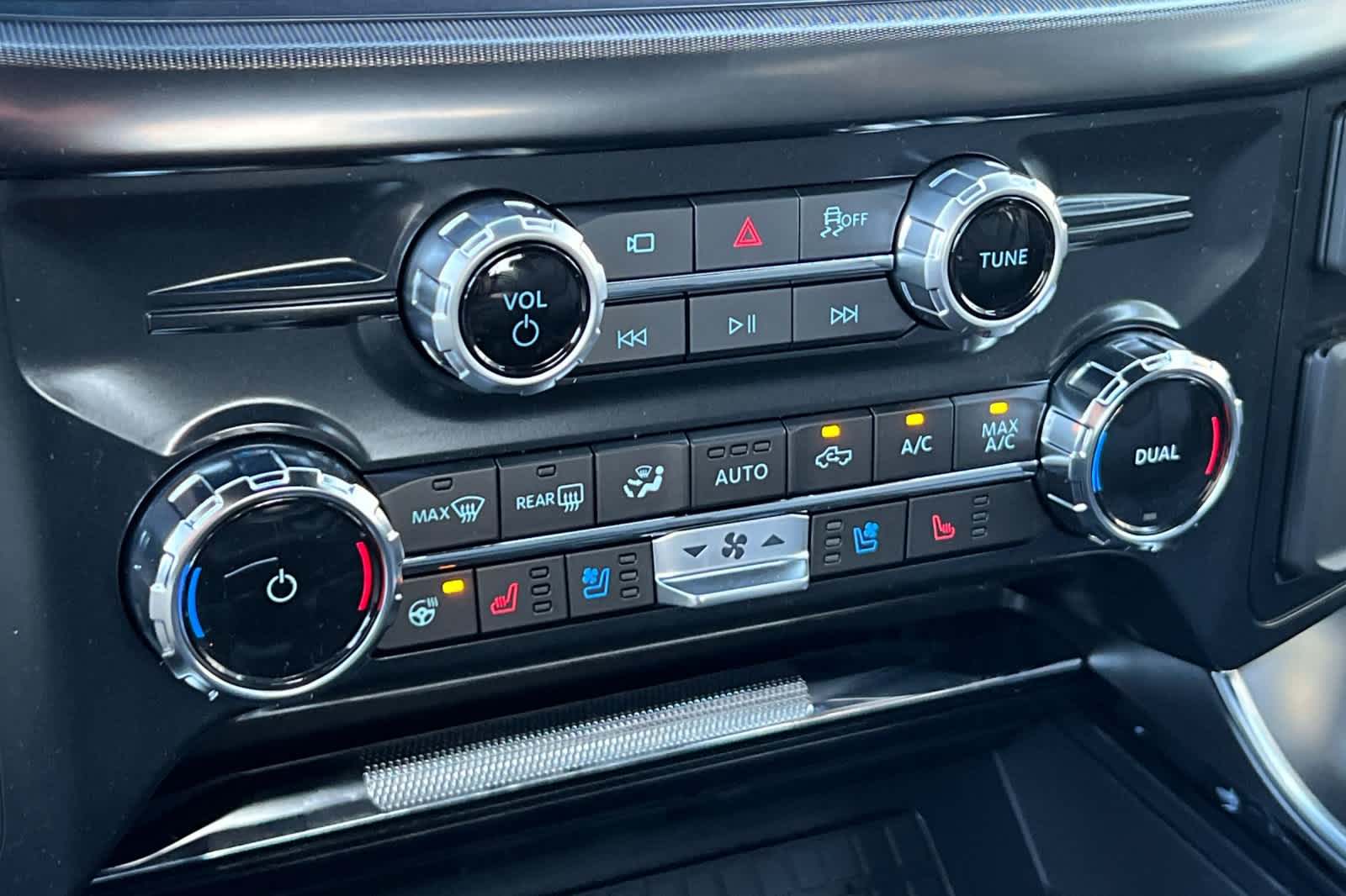 Thumbnail: 2025 Ford F-150 - 21