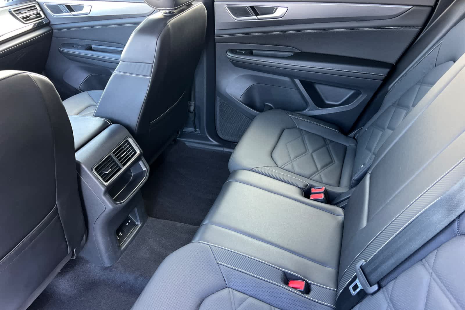 Thumbnail: 2024 Volkswagen Atlas - 4